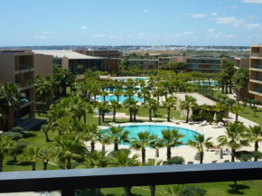  Vila das Lagoas - Herdade dos Salgados  Албуфейра